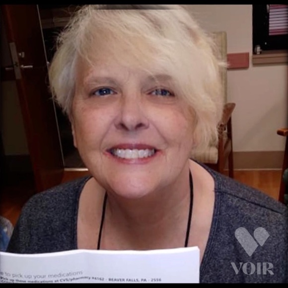 Meet your Posher, Kathryn Elizabeth Topper - Picture 2 of 4